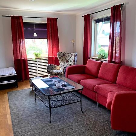2 Rum Och Koek Pa Faerjestad Karlstad Dış mekan fotoğraf