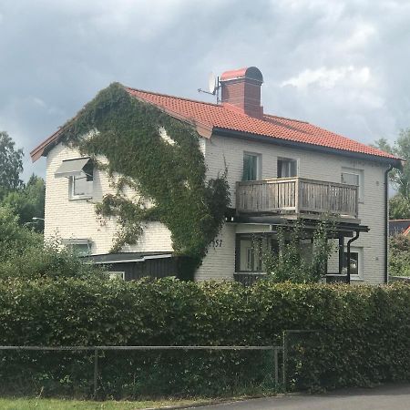 2 Rum Och Koek Pa Faerjestad Karlstad Dış mekan fotoğraf