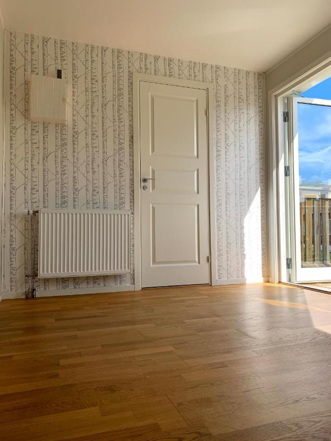 2 Rum Och Koek Pa Faerjestad Karlstad Dış mekan fotoğraf